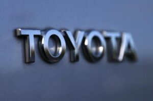 Toyota showcases compact engines adaptable to different fuels By Reuters