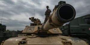 Former top US Army general in Europe calls Ukrainian complaints about the M1 Abrams tank ‘BS’