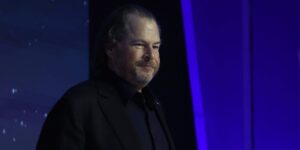 Salesforce CEO Marc Benioff says he gets around 8 hours of sleep a night and starts every morning the same way