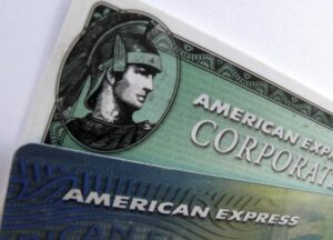 American Express shares edge lower as Q2 revenue falls short of expectations By Investing.com