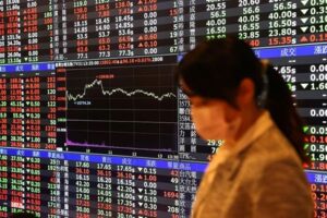 Asian stocks dip on tech losses, Trump comments rattle Taiwan, China markets By Investing.com