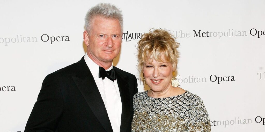 Bette Midler, 78, says the key to her nearly 40-year marriage is sleeping in separate bedrooms