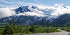 I’ve lived in Alaska for over 35 years. Here are 6 mistakes I always see tourists make when visiting the state.