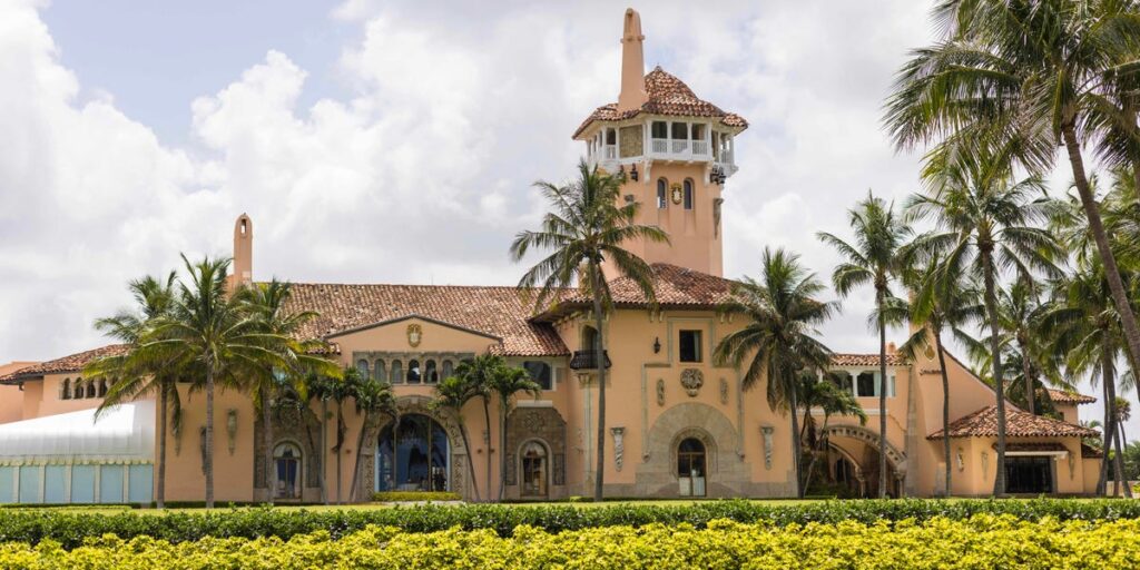 Secret Service locks down Mar-a-Lago as it amps up security around Trump