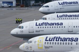 Lufthansa shares dip post Q3; earnings beat seen as “lower quality” By Investing.com