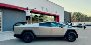 This Tesla YouTuber had 2 broken Cybertrucks, but still calls it his ‘dream car’