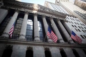 US stock futures steady after Wall St logs record highs; Earnings awaited By Investing.com