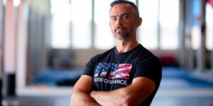 A nutrition coach to elite athletes helps clients boost their longevity. He focuses on 3 key things.