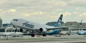 Alaska Airlines flight forced to turn around after Boeing 737 engine fails midair