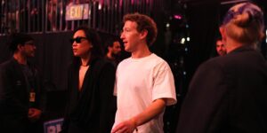 Mark Zuckerberg is in his fashion designer era