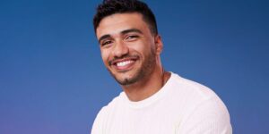 Meet Jonathon Johnson, the ‘hopeless romantic’ and ‘Bachelorette’ dark horse who just might win Jenn’s heart