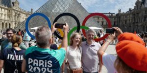 Photos show how the Olympics affected tourism in Paris