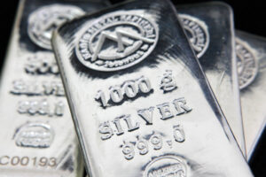 UBS sees near 20% upside potential in silver prices over the next year By Investing.com