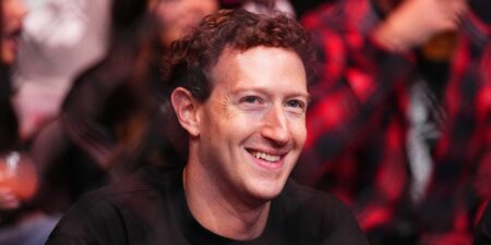 Mark Zuckerberg is now worth 0 billion, putting the Meta CEO in the world’s most exclusive club