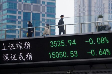 Asian stocks rise, China rallies further on stimulus cheer By Investing.com