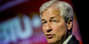 Jamie Dimon is the latest CEO to weigh in on RTO — this time, for DC federal workers