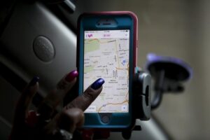 Lyft director Zimmer sells shares worth over ,000 By Investing.com