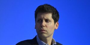 Read the note CEO Sam Altman sent to OpenAI staff announcing another 2 big exits