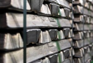 How might rate cuts impact copper and aluminium? By Investing.com