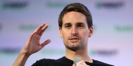 Why Evan Spiegel wants Snap employees to have ‘uncomfortable’ conversations