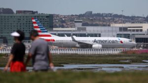 American Airlines flight attendants ratify new contract with the carrier