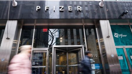 Activist Starboard Value has  billion Pfizer stake, taps former executives for help, sources say