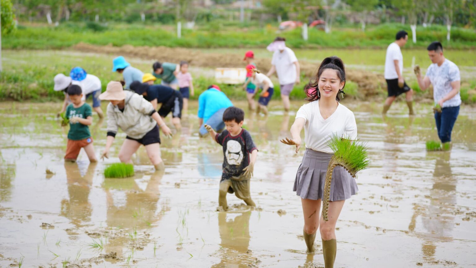 Young Chinese are ‘retiring’ in the countryside as China’s unemployment woes grate