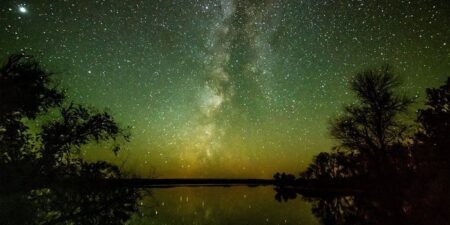 The top dark sky parks in all 50 states with the clearest nights to enjoy Comet A3