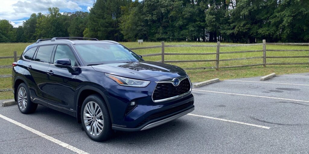 I drove Toyota’s ,000 Highlander Hybrid. It’s an efficient and well-made family SUV, but lacks power and space.