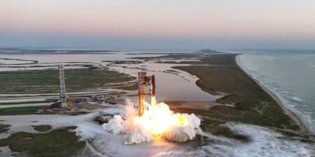 SpaceX’s Starship completes historic 5th flight test