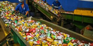 Why the US Loses 0 Million a Year in Unrecycled Aluminum Cans