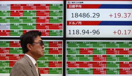 Asia stocks dip amid election uncertainty; Japan extends gains ahead of BOJ By Investing.com