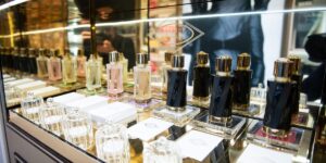 I own a collection of over 100 perfumes. Here are 3 red flags I look out for when shopping for fragrances.