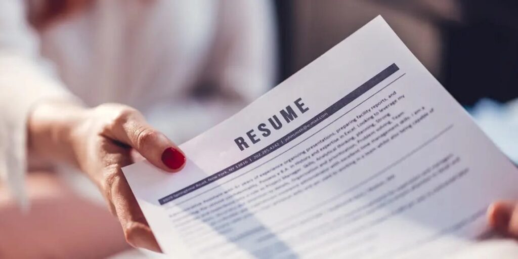 Read 5 résumés that helped techies land 0,000-plus jobs at Google, Meta, Amazon, and Salesforce