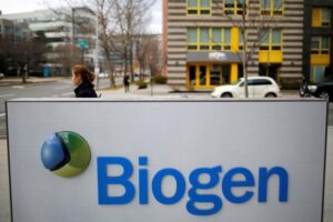 UBS sees more downside and than upside in Biogen stock By Investing.com