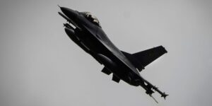 Ukrainian F-16 fighter pilots have had to dramatically change the way they fly after long flying Soviet jets, and it’s a lot to overcome