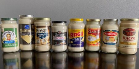 I tried 8 popular Alfredo sauces, and the best had a silky texture and great flavor