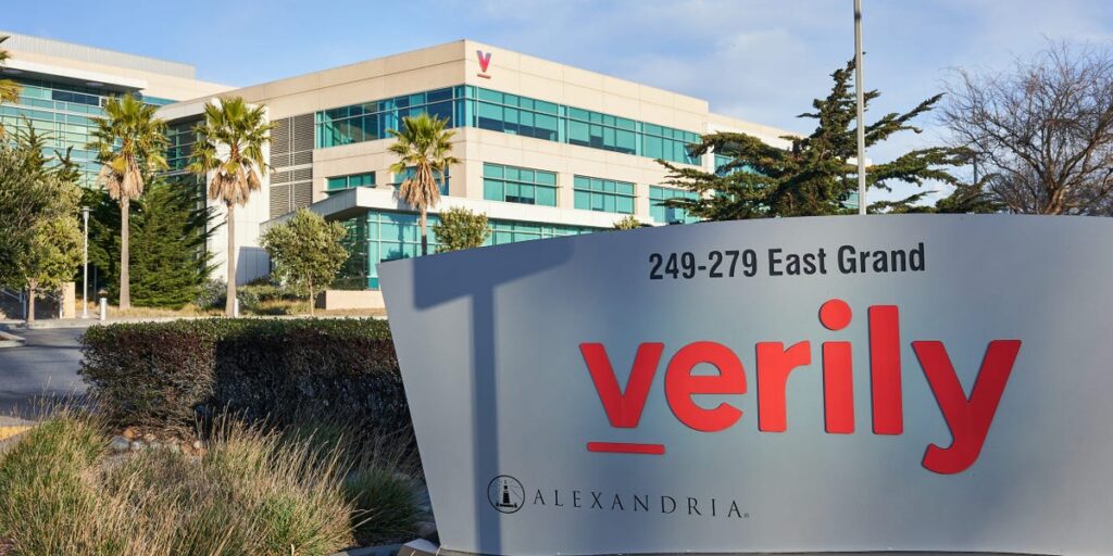 Verily has a December deadline to cut important ties with Google, leaked documents show